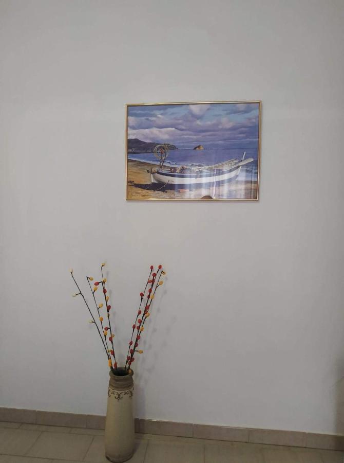 Violet Bedroom And Apartment Szpáta Kültér fotó